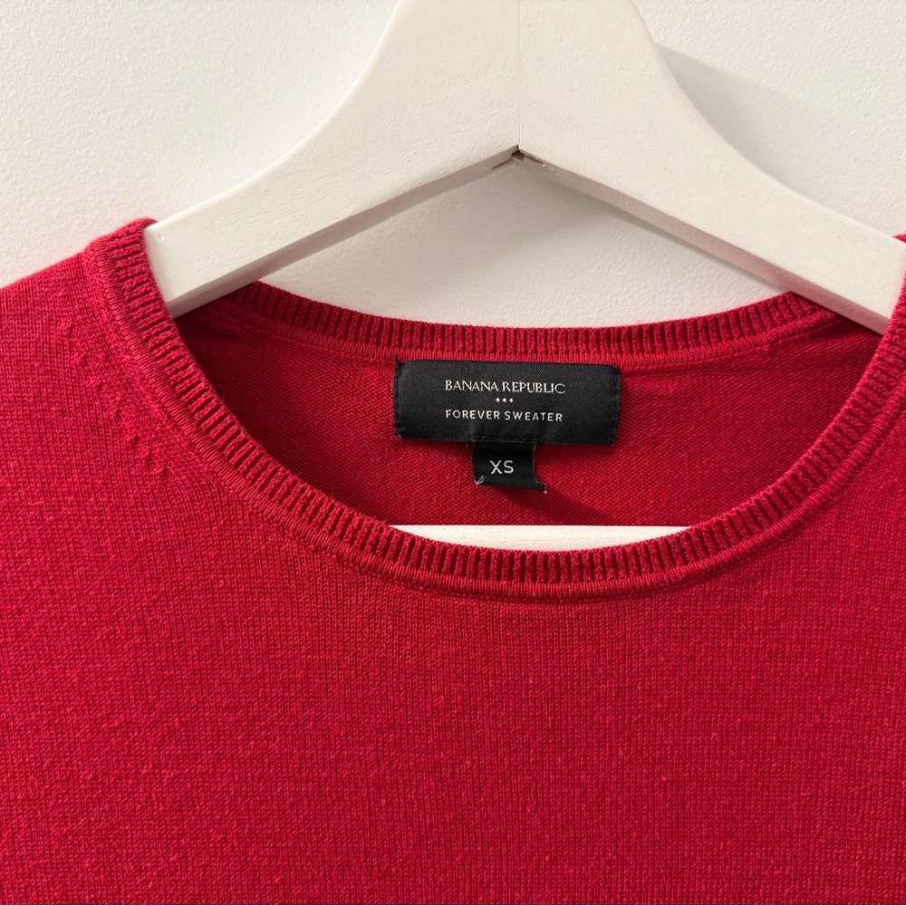 Banana Republic Forever Sweater - Picture 2 of 4